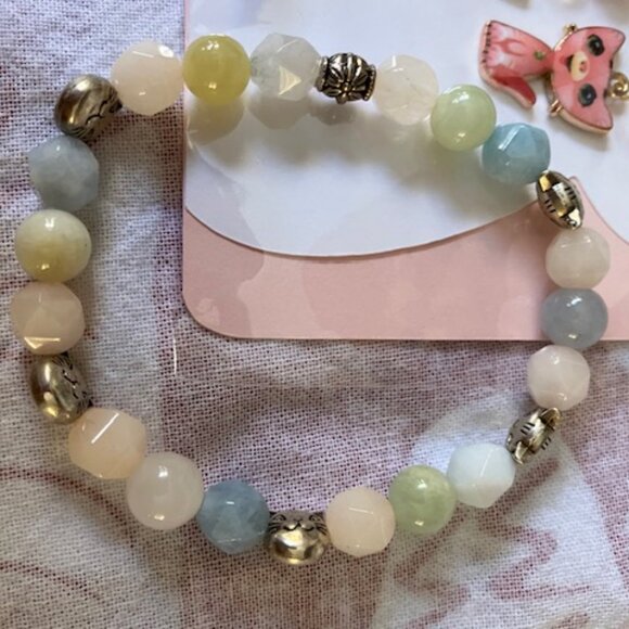 Pair of Cat Earrings and Beaded Stretch Bracelet - Picture 3 of 3